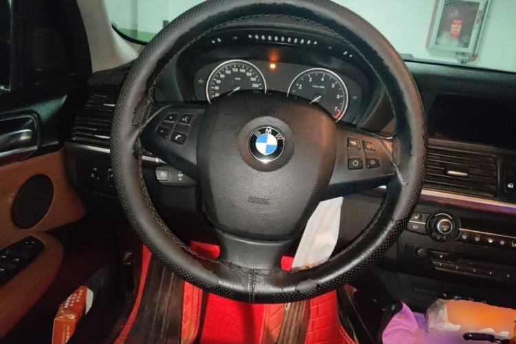 Used BMW X5 2013 xDrive35i Leading Model Steering Wheel
