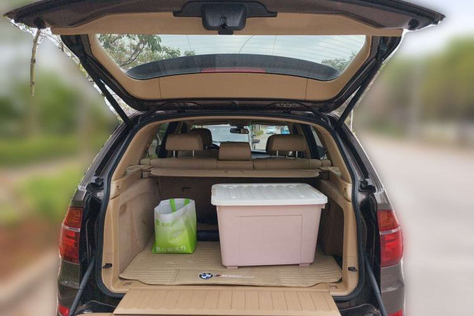Used BMW X5 2013 xDrive35i Leading Model Trunk