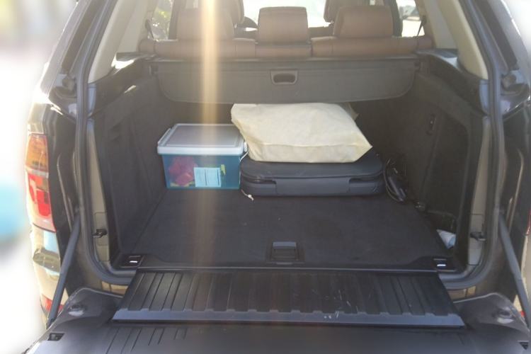 Used BMW X5 2013 xDrive35i Leading Model Trunk