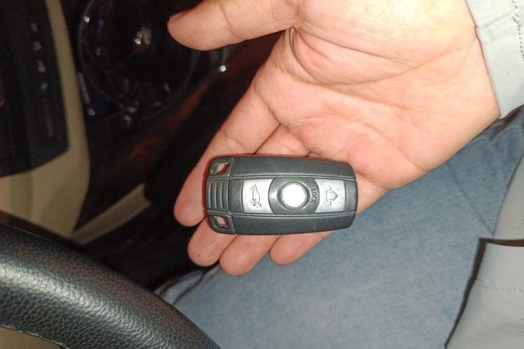 Used BMW X5 2013 xDrive35i Leading Model Vehicle Key