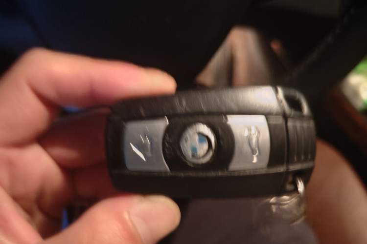 Used BMW X5 2013 xDrive35i U.S. specification Vehicle Key