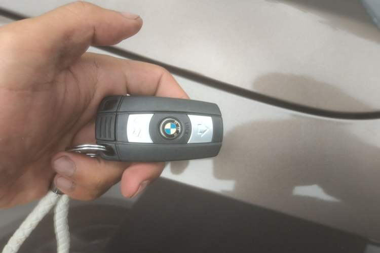Used BMW X5 2013 xDrive35i Luxury Model Vehicle Key