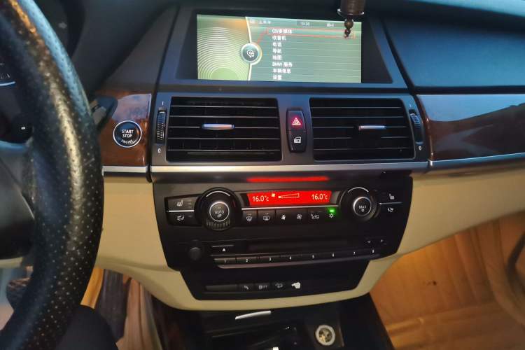 Used BMW X5 2013 xDrive35i Leading Model Audio And AC Panel