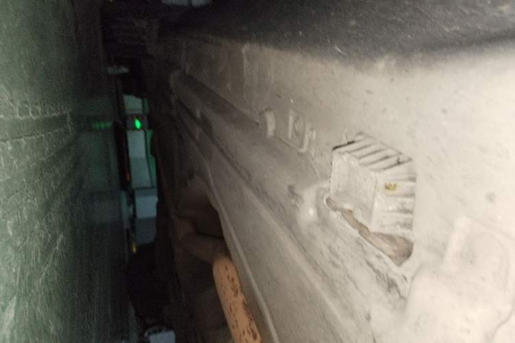 Used BMW X5 2013 xDrive35i Middle East version Chassis Front Right