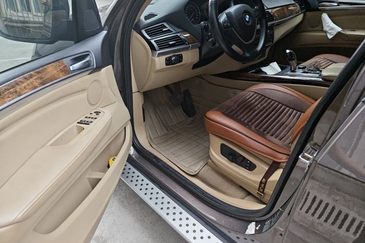 Used BMW X5 2013 xDrive35i Luxury Model Driver Seat