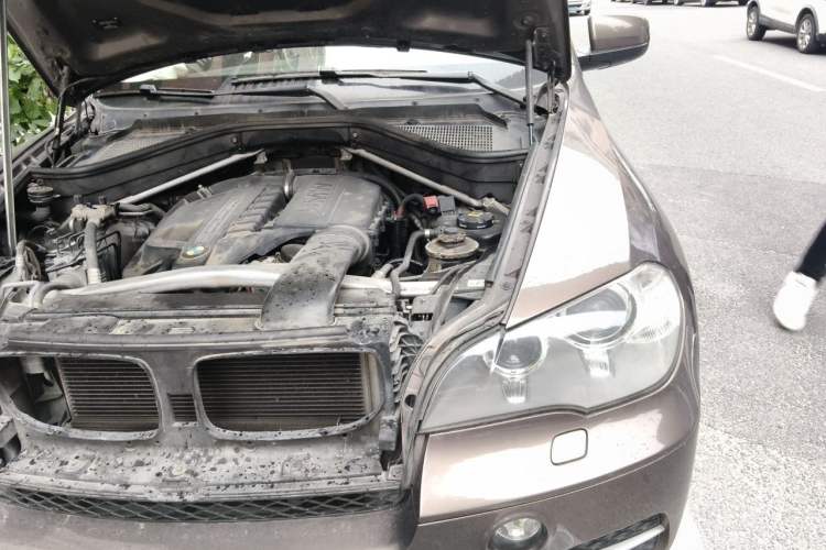 Used BMW X5 2013 xDrive35i Leading Model Engine Bay Left