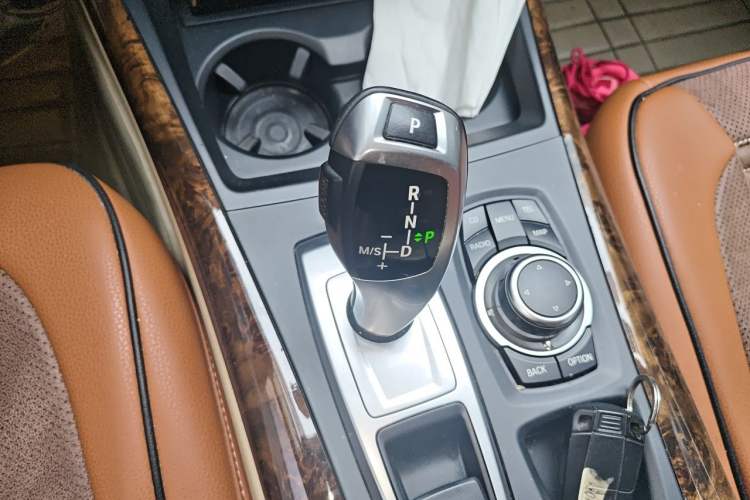 Used BMW X5 2013 xDrive35i Luxury Model Gear Lever