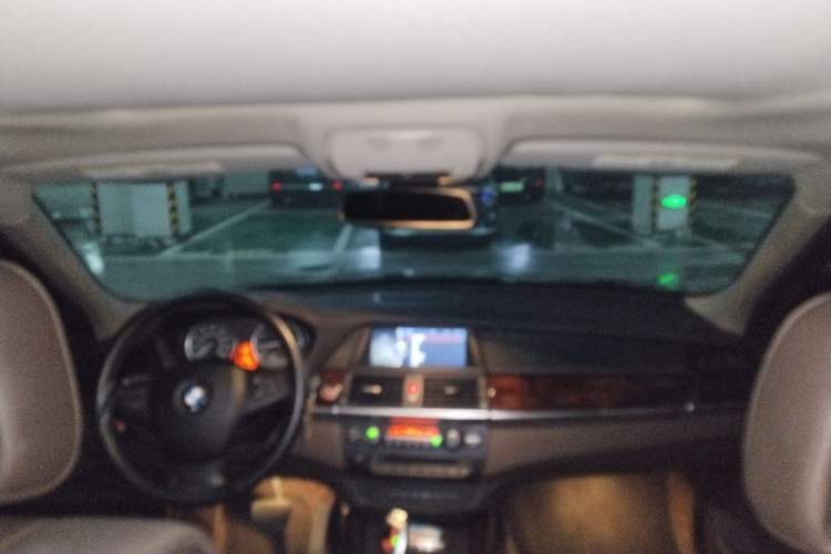 Used BMW X5 2013 xDrive35i Middle East version Headliner