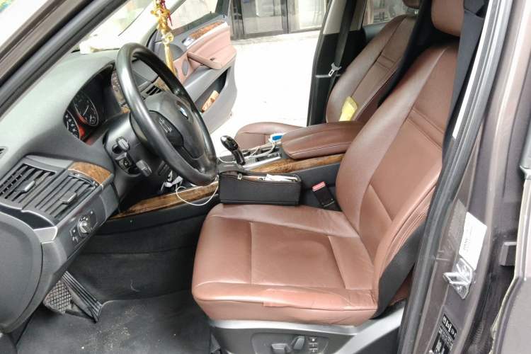 Used BMW X5 2013 xDrive35i Leading Model Left Front Seat