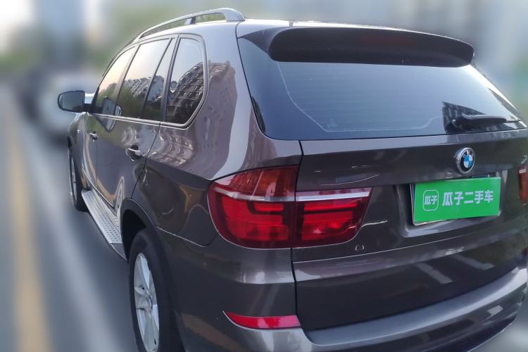 Used BMW X5 2013 xDrive35i Leading Model Rear Left 45 Deg