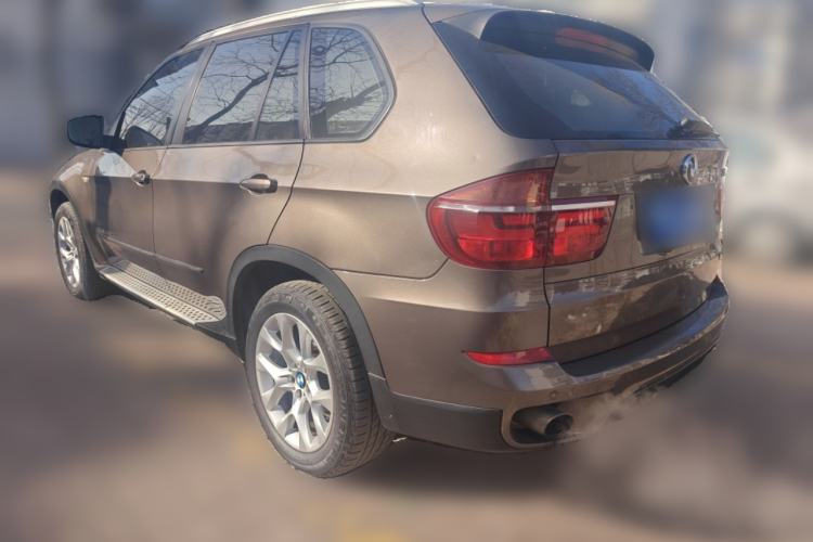 Used BMW X5 2013 xDrive35i Luxury Edition Rear Left 45 Deg