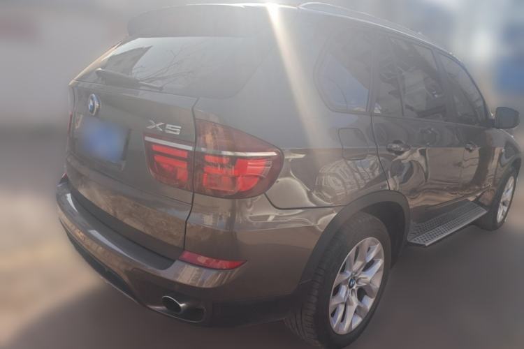 Used BMW X5 2013 xDrive35i Luxury Edition Rear Right 45 Deg