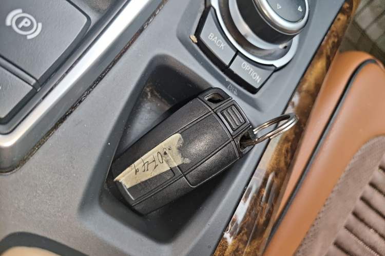 Used BMW X5 2013 xDrive35i Luxury Model Vehicle Key