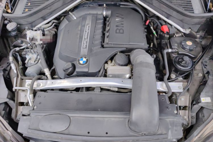 Used BMW X5 2013 xDrive35i Luxury Model Engine Bay