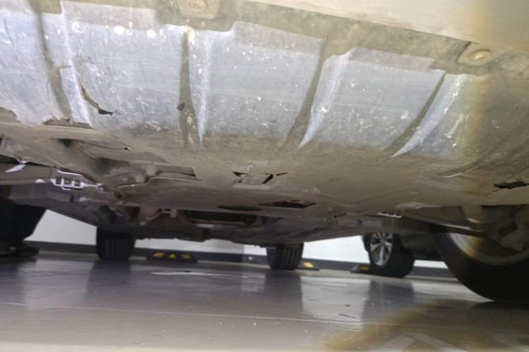 Used BMW X5 2013 xDrive35i U.S. specification Chassis Front