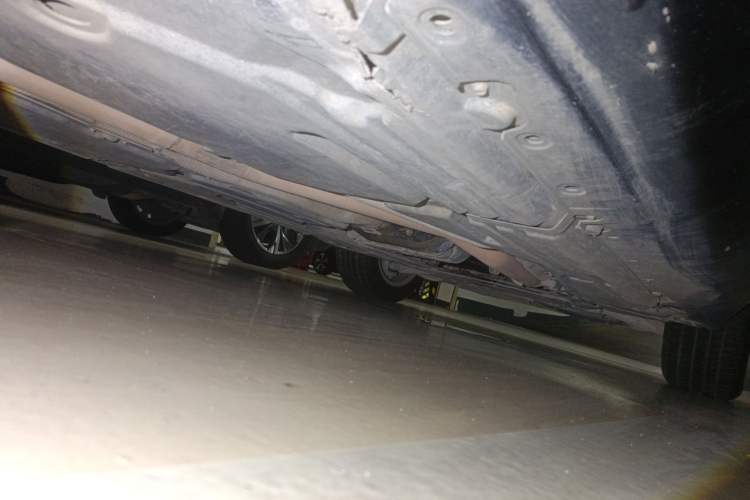 Used BMW X5 2013 xDrive35i U.S. specification Chassis Rear Right