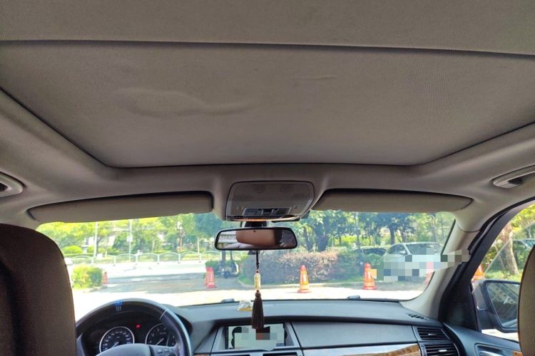 Used BMW X5 2013 xDrive35i Leading Model Headliner