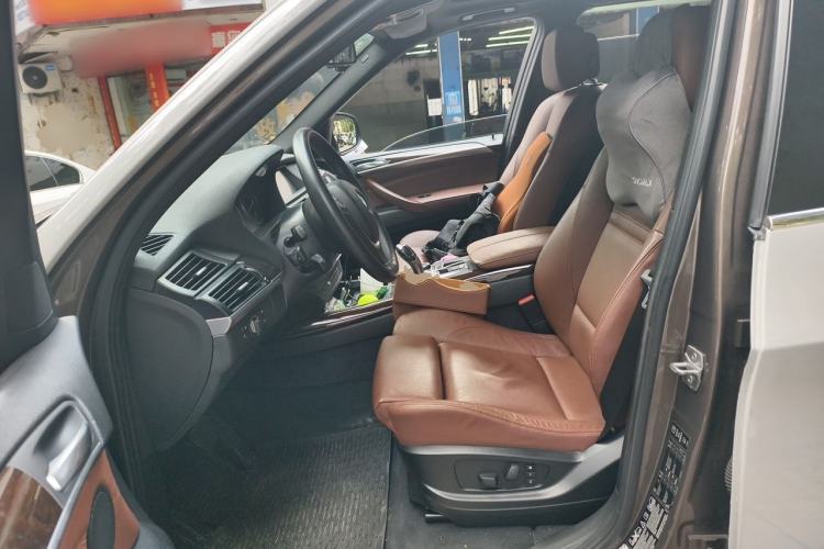 Used BMW X5 2013 xDrive35i Luxury Edition Left Front Seat
