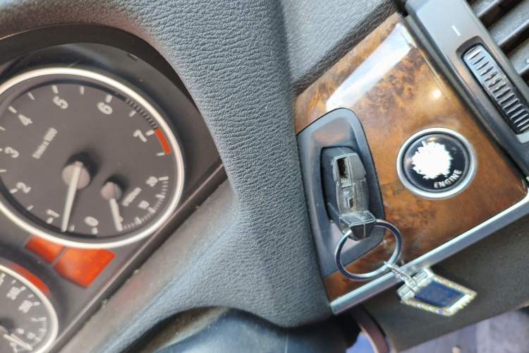 Used BMW X5 2013 xDrive35i Leading Model Vehicle Key