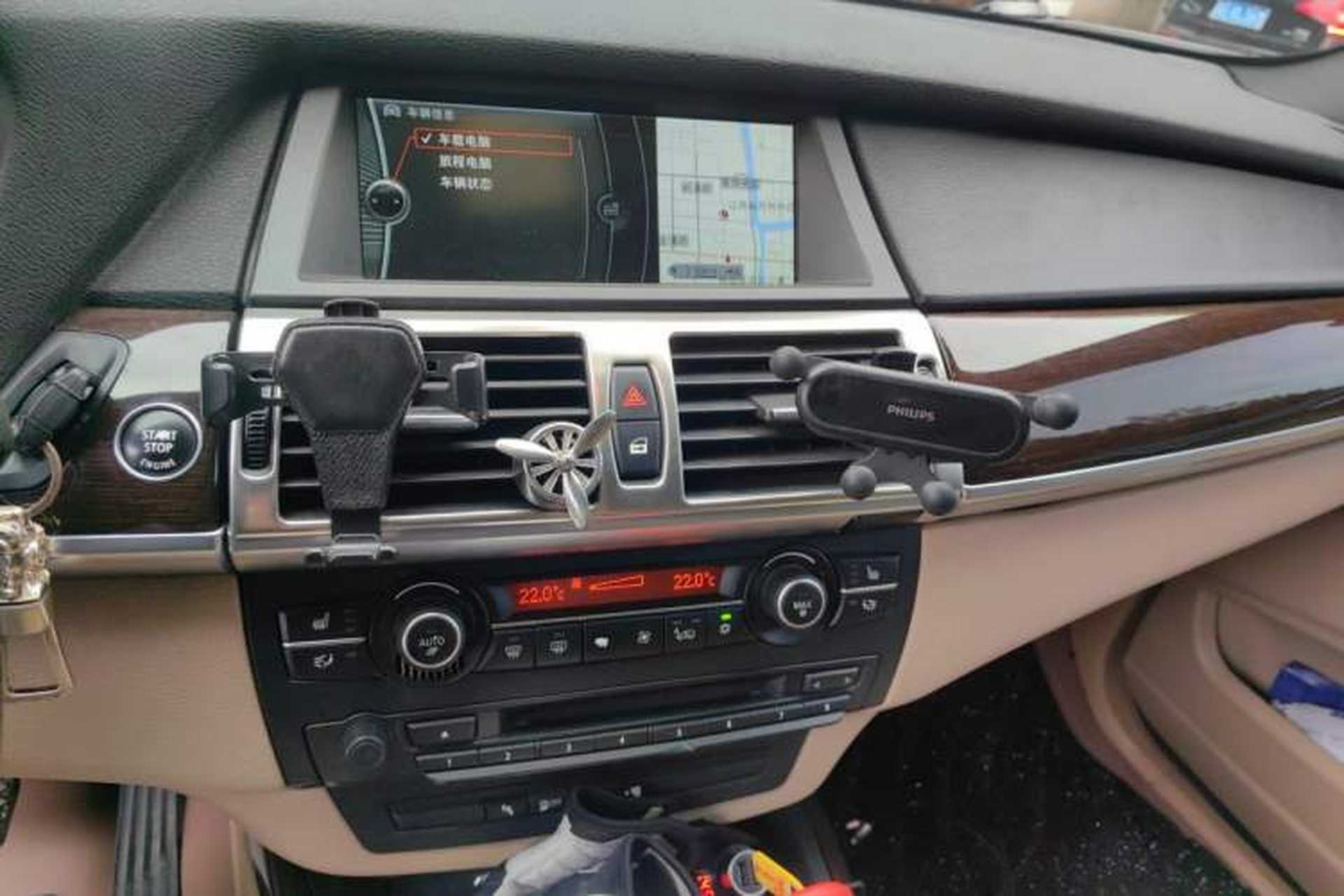 Used BMW X5 2013 xDrive35i Luxury Edition Audio And AC Panel