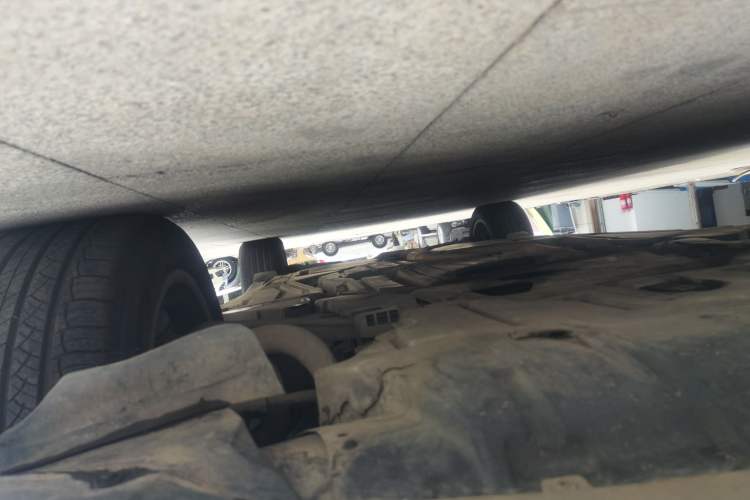 Used BMW X5  Chassis Front Left