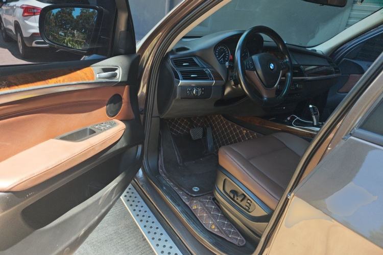 Used BMW X5 2013 xDrive35i Luxury Model Driver Seat