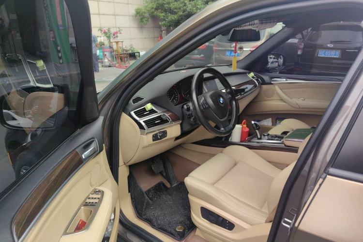 Used BMW X5 2013 xDrive35i Luxury Edition Driver Seat