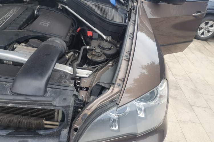 Used BMW X5  Engine Bay Left