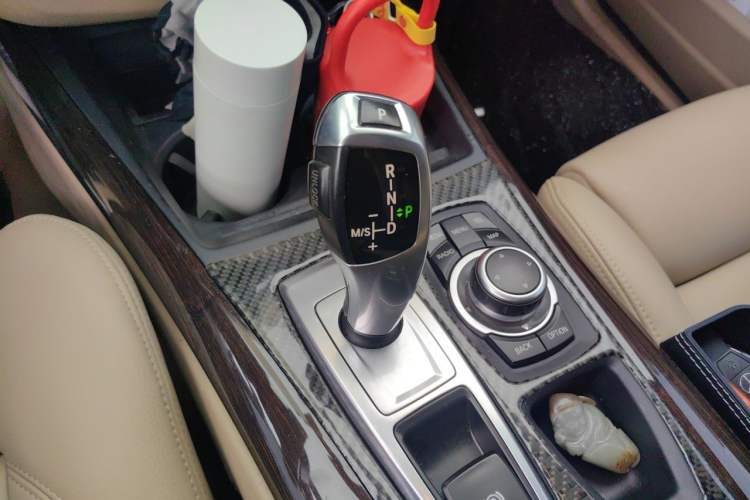 Used BMW X5 2013 xDrive35i Luxury Edition Gear Lever