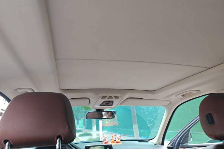 Used BMW X5 2013 xDrive35i Leading Model Headliner