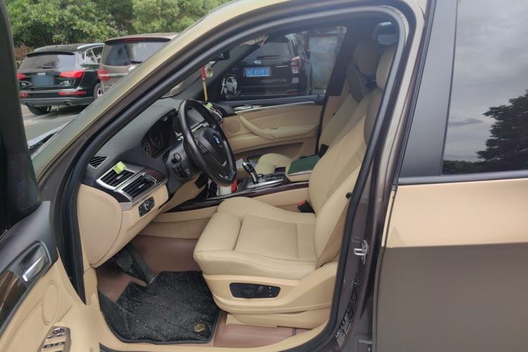 Used BMW X5 2013 xDrive35i Luxury Edition Left Front Seat