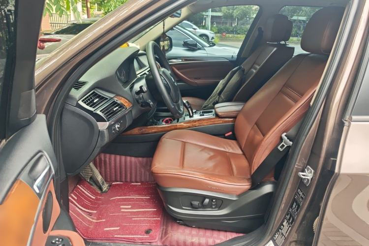 Used BMW X5 2013 xDrive35i U.S. specification Left Front Seat