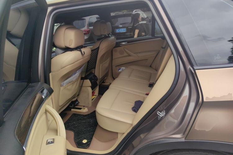 Used BMW X5 2013 xDrive35i Luxury Edition Left Rear Seat