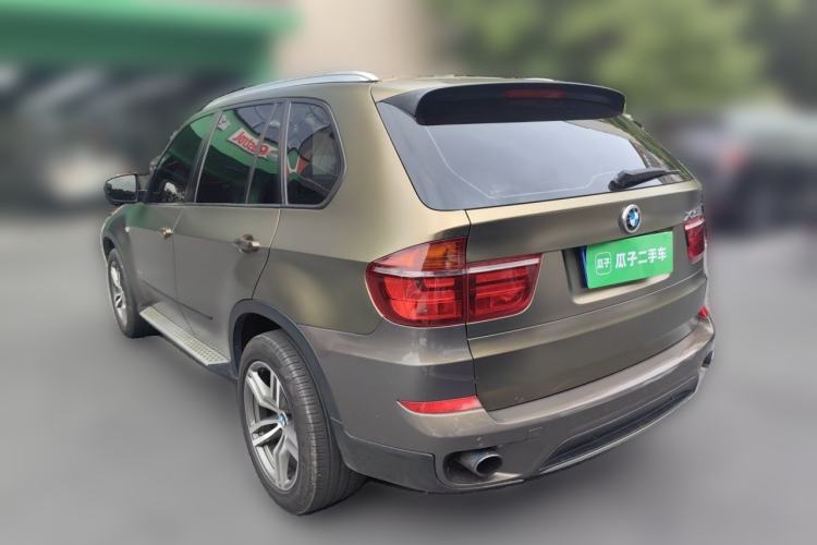 Used BMW X5 2013 xDrive35i Luxury Edition Rear Left 45 Deg
