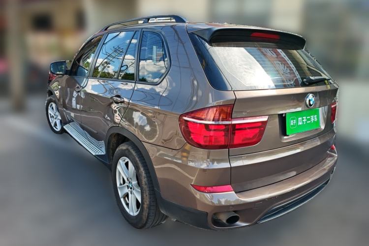 Used BMW X5 2013 xDrive35i Leading Model Rear Left 45 Deg