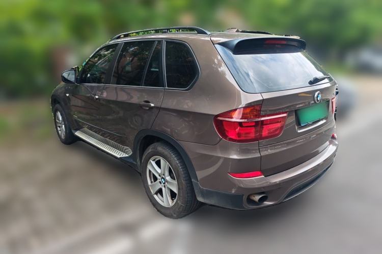 Used BMW X5 2013 xDrive35i U.S. specification Rear Left 45 Deg