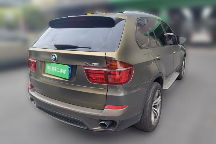Used BMW X5 2013 xDrive35i Luxury Edition Rear Right 45 Deg