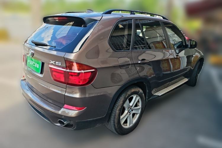 Used BMW X5 2013 xDrive35i Leading Model Rear Right 45 Deg