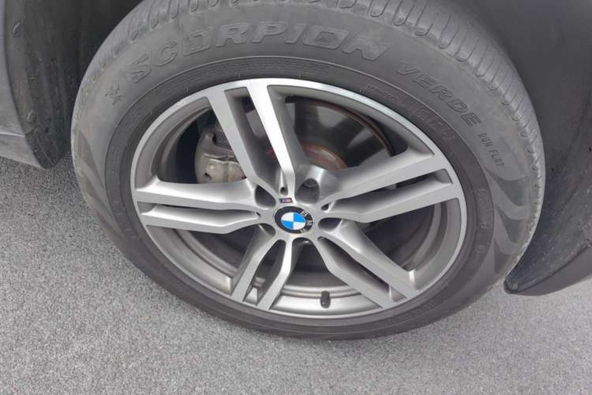 Used BMW X5 2013 xDrive35i Luxury Edition Right Front Wheel Hub