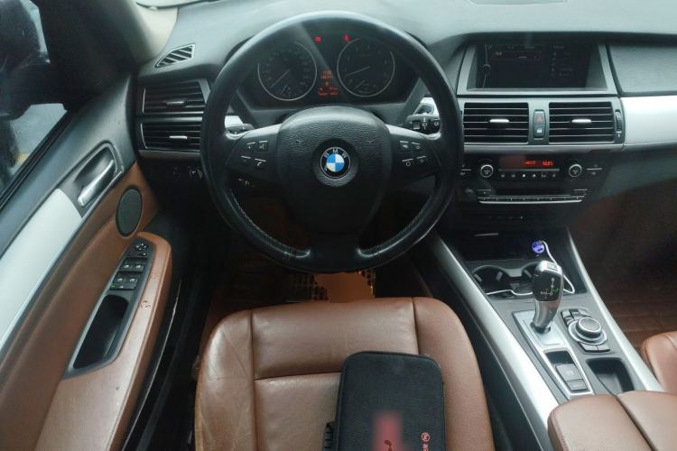 Used BMW X5 2013 xDrive35i Leading Model Steering Wheel