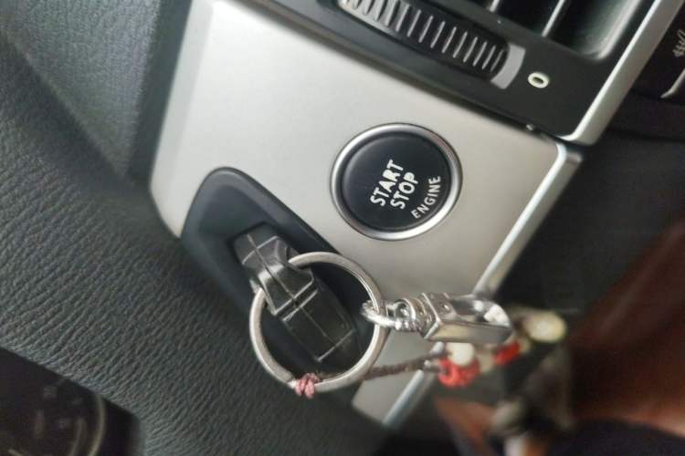 Used BMW X5 2013 xDrive35i Leading Model Vehicle Key