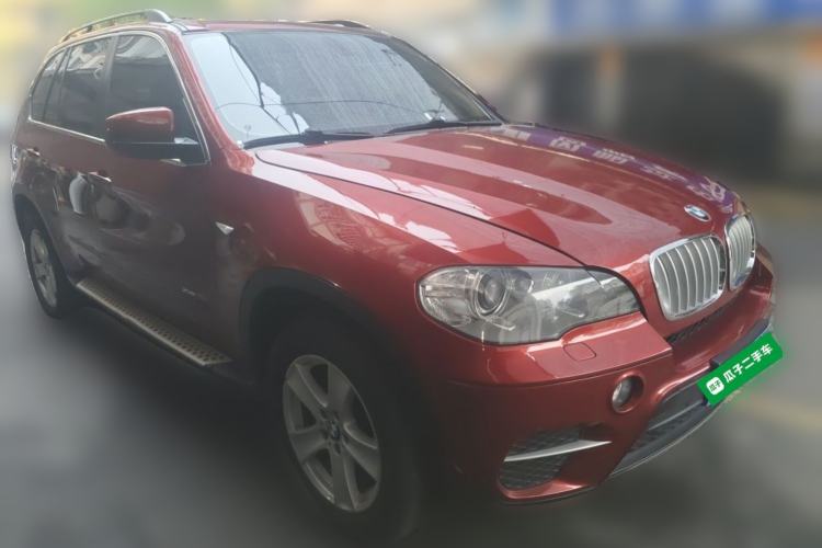 Used BMW X5 2013 xDrive35i Leading Model Front Right 45 Deg