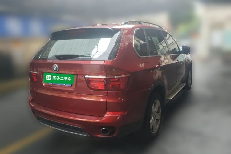 Used BMW X5 2013 xDrive35i Leading Model Rear Right 45 Deg
