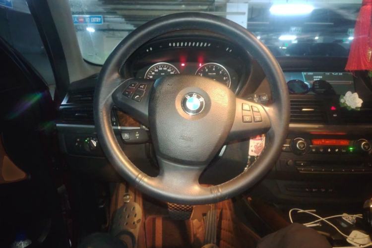 Used BMW X5 2013 xDrive35i Leading Model Steering Wheel