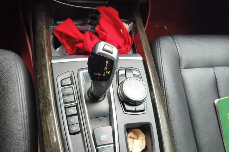 Used BMW X5  Gear Lever