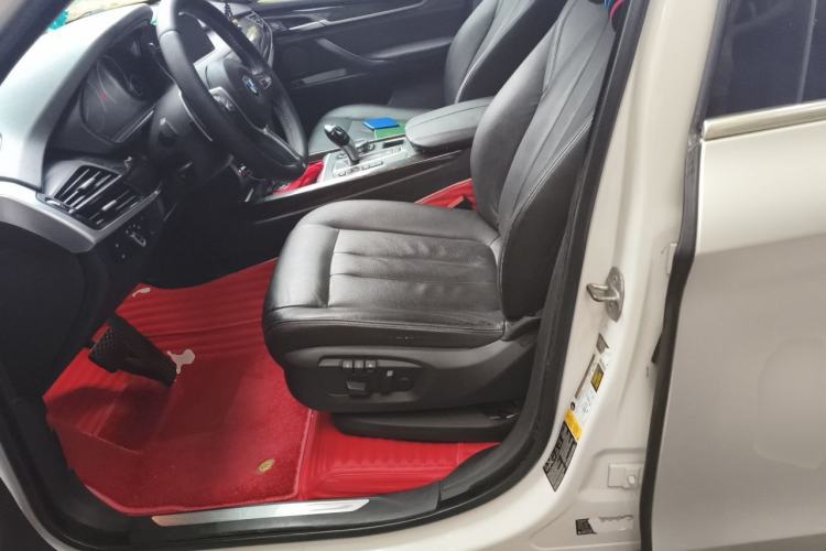 Used BMW X5  Left Front Seat