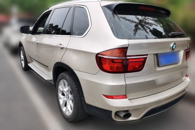 Used BMW X5 2013 xDrive35i Luxury Model Rear Left 45 Deg