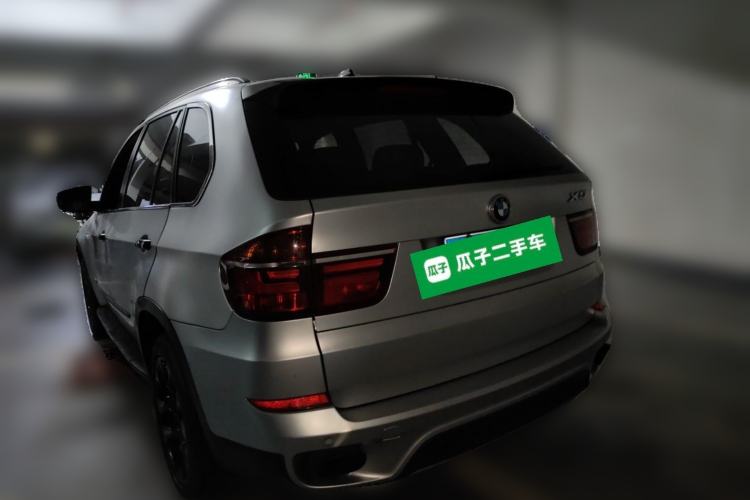 Used BMW X5 2013 xDrive35i Luxury Edition Rear Left 45 Deg