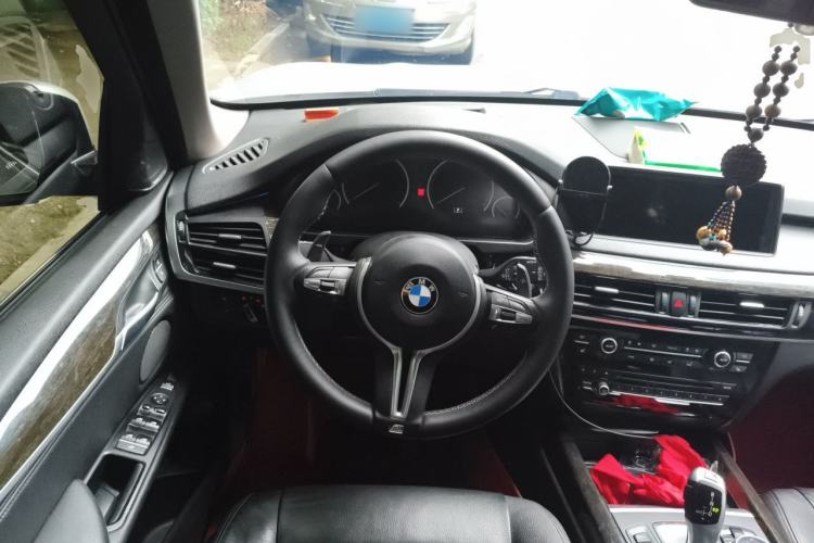 Used BMW X5  Steering Wheel