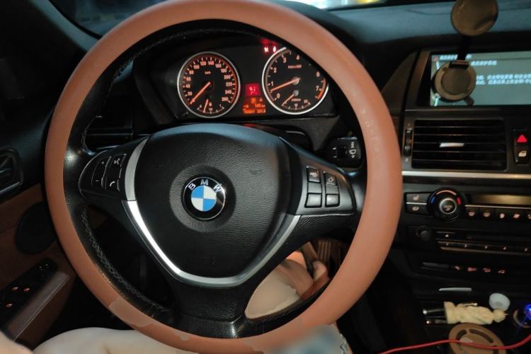 Used BMW X5 2013 xDrive35i Luxury Edition Steering Wheel